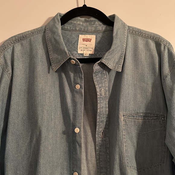Levi's | Denim Button Down Shirt - Picture 2 of 3
